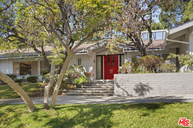 Image 1 of 12 For 811 Hillcrest Road