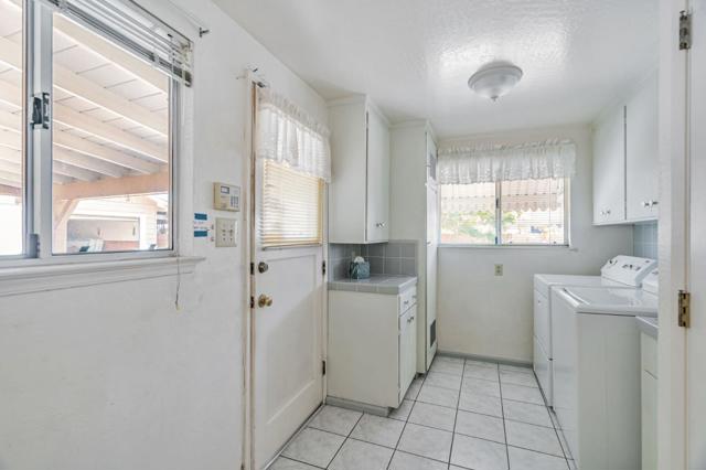 93 Alexander Court, San Jose CA: https://media.crmls.org/mediaz/1a851699-4af9-43f0-b1e4-1f7930cf11ad.jpg