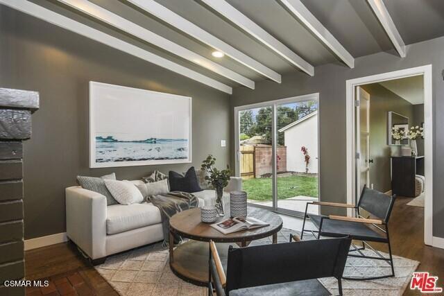 B58976D4-A676-4384-AD36-A95023048E0D