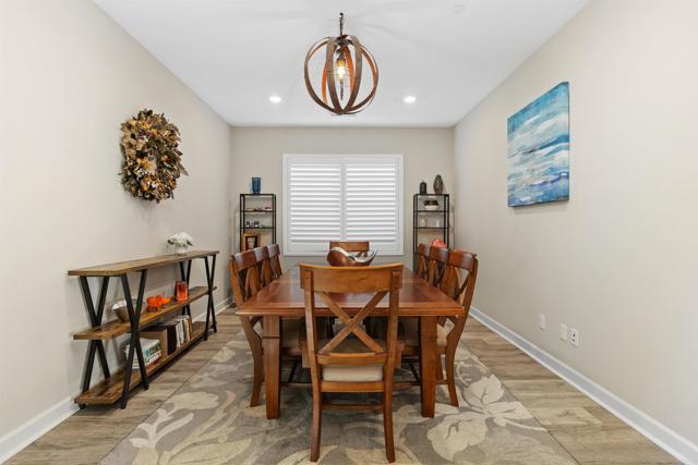 Detail Gallery Image 17 of 49 For 21711 Deer Grass Dr, Escondido,  CA 92029 - 4 Beds | 3/1 Baths