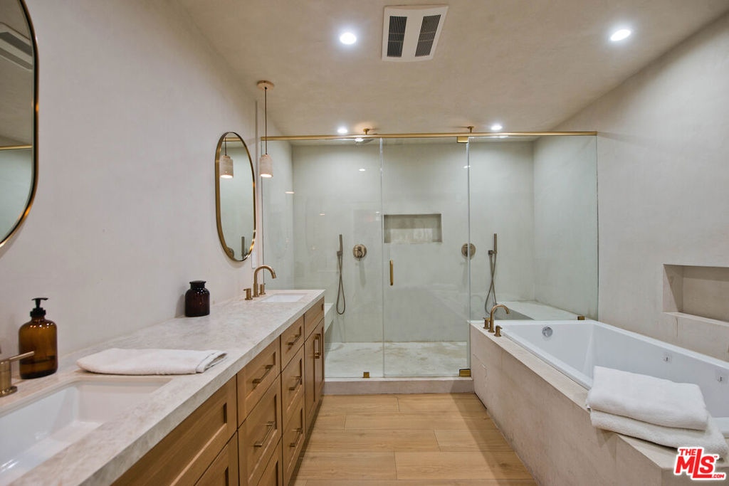 MLS #26874355 image #32