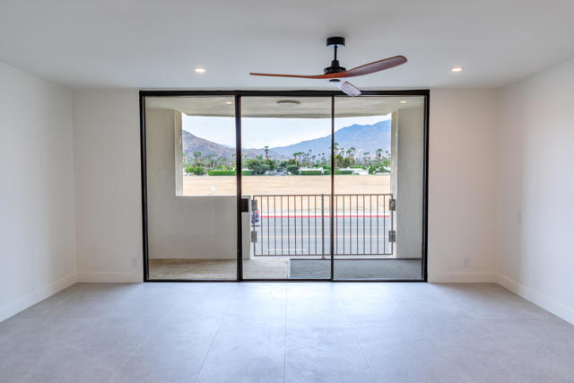 Image 4 of 19 For 1400 Palm Canyon Drive 207