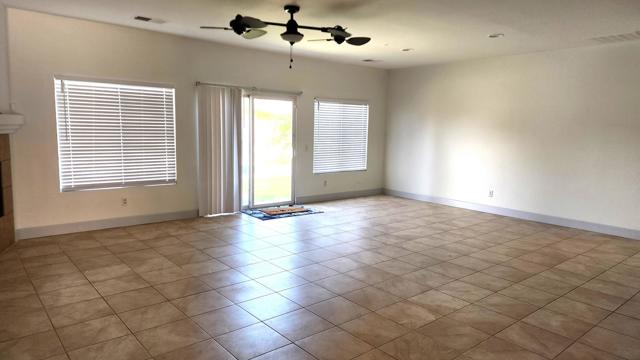 3664 Vista Verde, Palm Springs CA: https://media.crmls.org/mediaz/1a88fb73-737c-4294-96f2-ad7f0093bba5.jpg