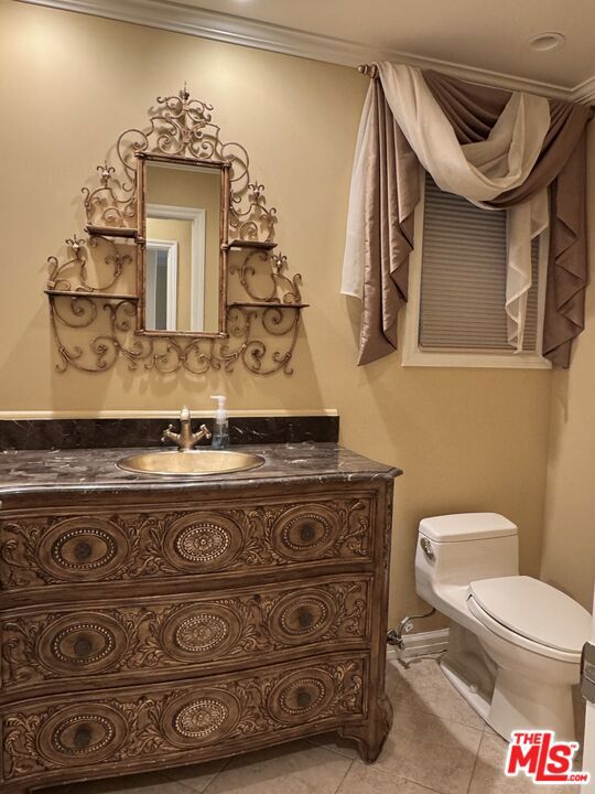 458 S Clark Drive, Beverly Hills CA: https://media.crmls.org/mediaz/1a8a3a5a-f98f-4eb7-ab37-6602d3542a02.jpg