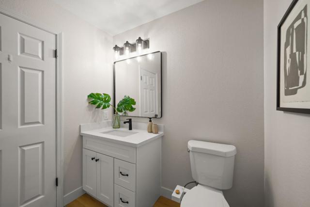 416 Portofino Drive, San Carlos CA: https://media.crmls.org/mediaz/1a8ace70-7009-4e13-89c6-74627e3c44d6.jpg