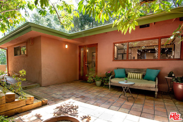 Image 3 for 3709 Broadlawn Dr, Los Angeles, CA 90068