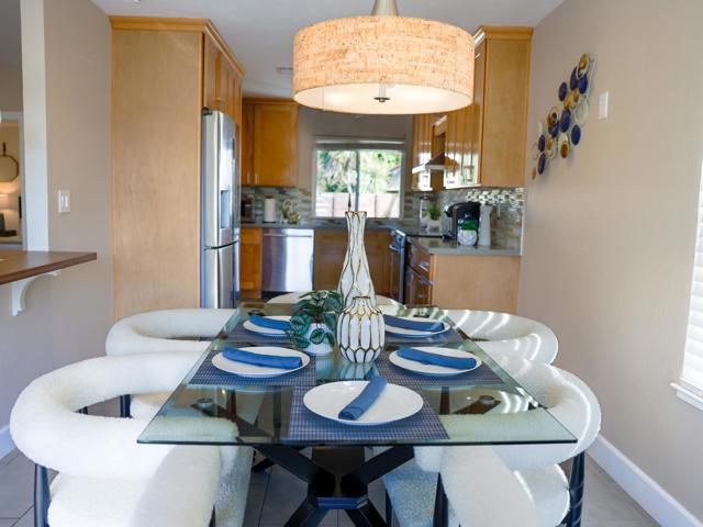 27941 Emerson Avenue, Hayward CA: https://media.crmls.org/mediaz/1a8bec18-43e4-4ac6-aeb9-8120a3f7282f.jpg