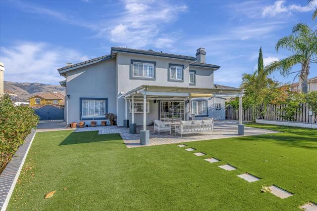 5213 Silvercrest Ridge Court, San Jose CA: https://media.crmls.org/mediaz/1a8d59b1-2504-40b5-a88d-45203d800008.jpg