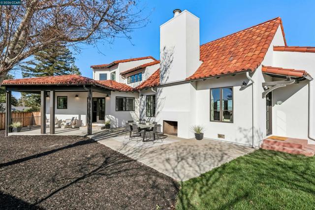 Image 21 of 54 For 850 Las Trampas Rd