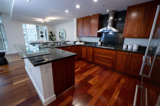 Detail Gallery Image 6 of 26 For 1199 Pacific Hwy #2501,  San Diego,  CA 92101 - 2 Beds | 2 Baths