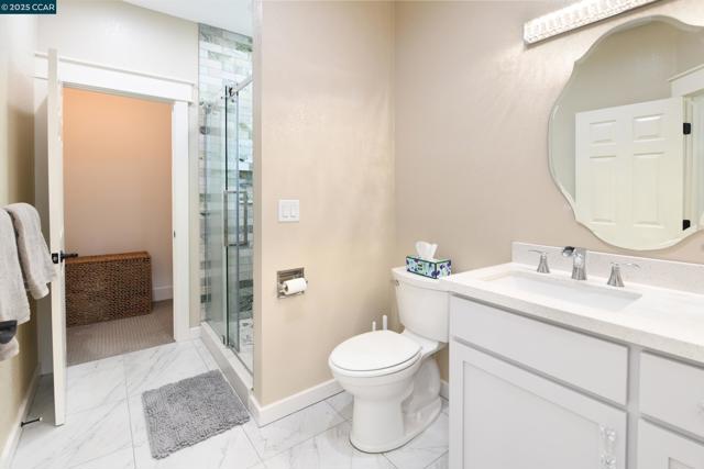 2200 Tice Valley Blvd +3BR ADU, Walnut Creek CA: https://media.crmls.org/mediaz/1a8ed808-04a1-439f-9062-cbfa3f65e5ee.jpg