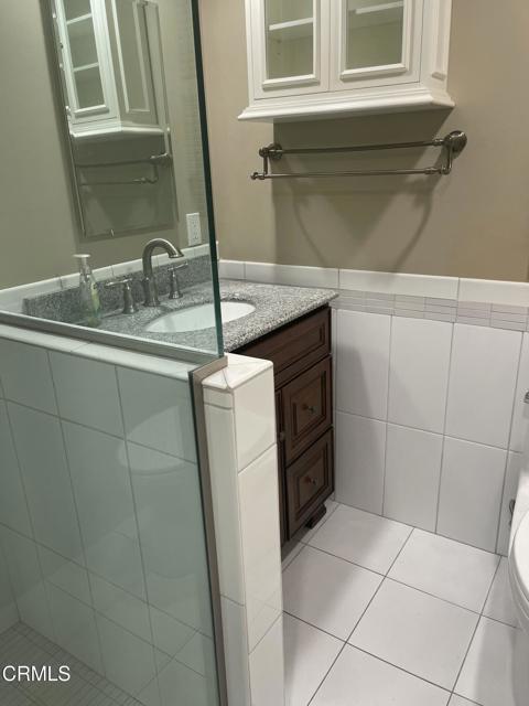 1155 S Orange Grove Boulevard, Pasadena CA: https://media.crmls.org/mediaz/1a8faa4a-dbea-4470-816c-94cae58be3c5.jpg