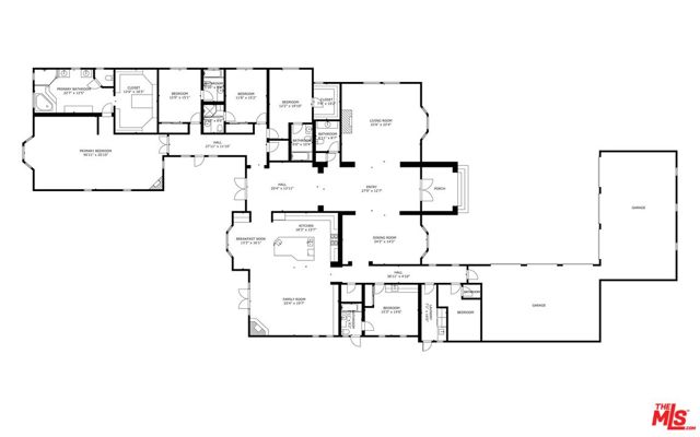 13845 Magnolia Boulevard, Sherman Oaks CA: https://media.crmls.org/mediaz/1a923cf0-048e-4a3d-987a-9fbdff48f12d.jpg