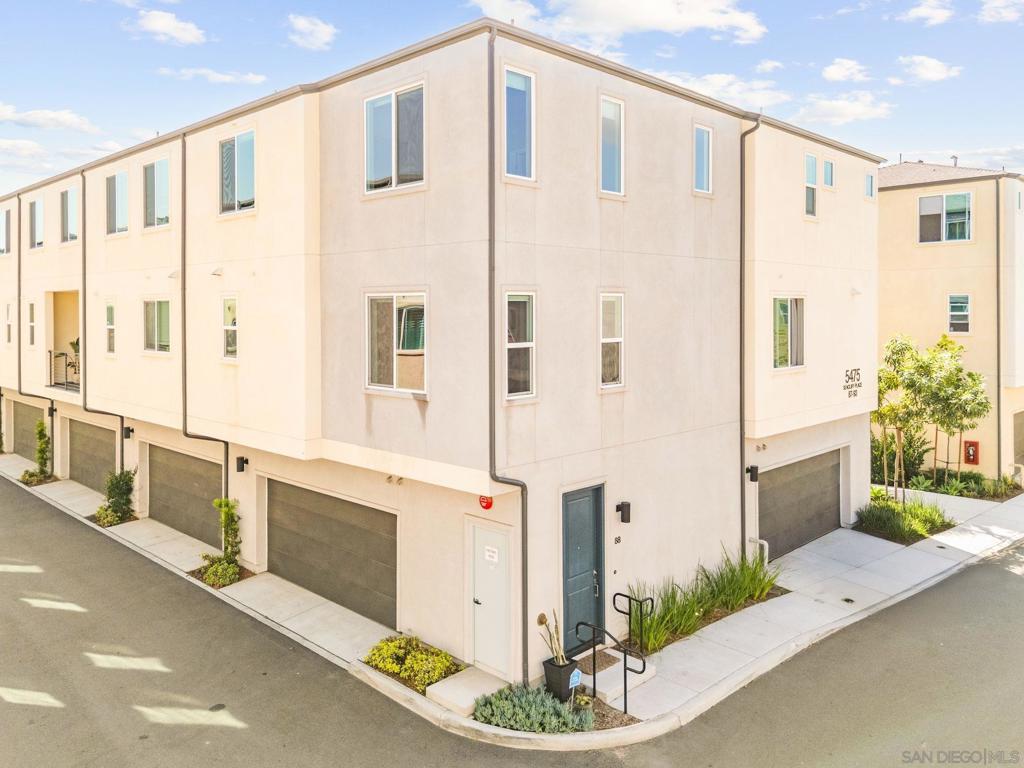 5475 Seacliff Pl 88