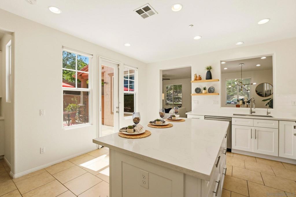 9876 Lone Quail Road - photo 15