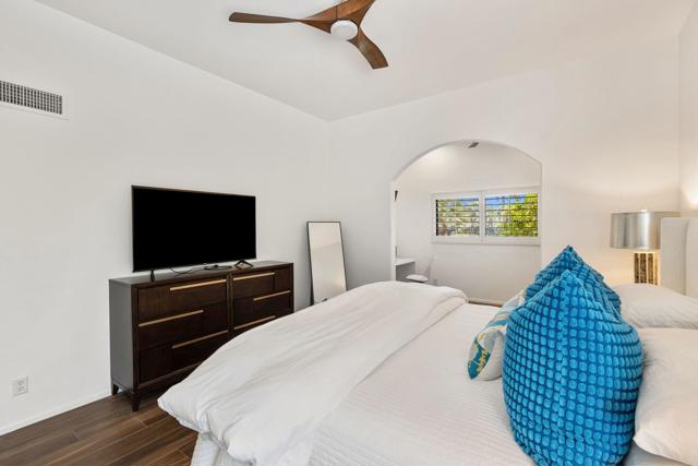 73465 Irontree Drive, Palm Desert CA: https://media.crmls.org/mediaz/1a94538f-1f06-4834-833e-71db83b1d0f0.jpg