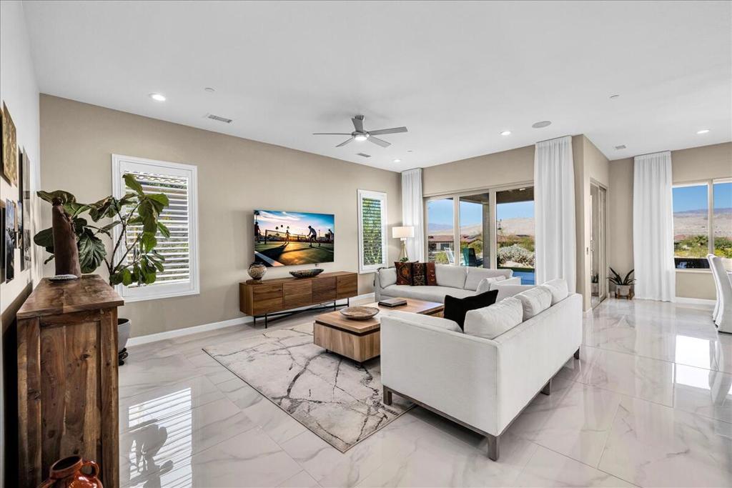 MLS #219137528DA image #8