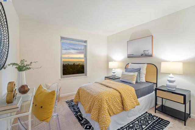 4110 Mystic View Ct, Hayward CA: https://media.crmls.org/mediaz/1a955361-787a-429a-ab2d-5a43d27bf969.jpg