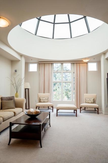 200 Sheridan Avenue, Palo Alto CA: https://media.crmls.org/mediaz/1a965afe-da12-4c69-857d-4f35861fa88a.jpg