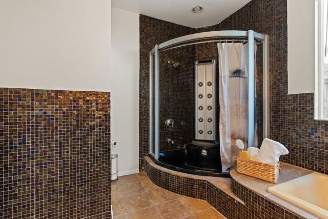 1785 Caliban Drive, Encinitas CA: https://media.crmls.org/mediaz/1a97d4e3-48a5-4e4f-90c0-efd7494e9b2e.jpg