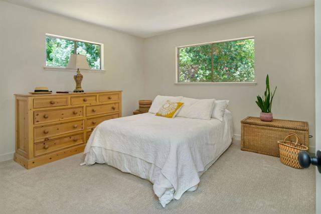 Image 20 of 34 For 21571 Almaden Road