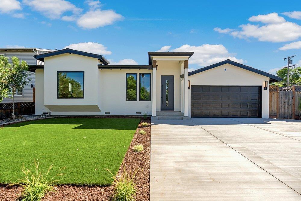 1704 Zinnia Lane