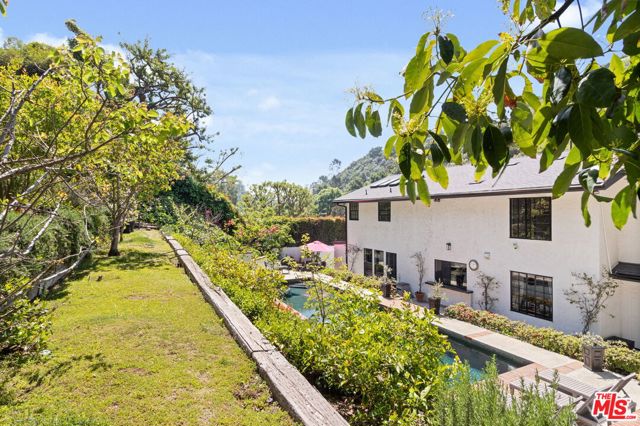Drew Fenton | 1060 Chantilly Road Los Angeles CA | MLS: 7138387