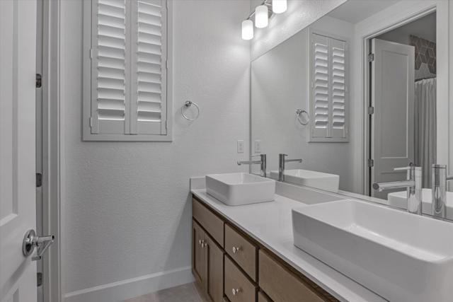 5636 Fallbrook Court, Dublin CA: https://media.crmls.org/mediaz/1a98988d-9ffc-46b4-9277-b999a2fd9429.jpg