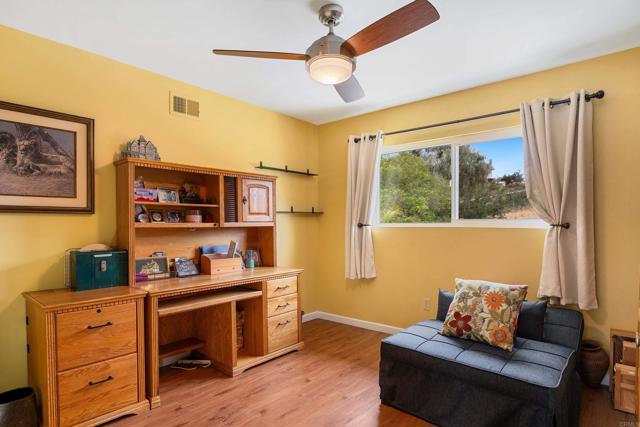 3812 Wild Oats Ln, Bonita CA: https://media.crmls.org/mediaz/1a98b697-8cc4-4f08-af08-82a6c850ac93.jpg