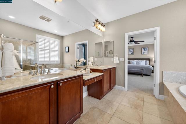 Image 42 of 60 For 6 Tullach Pl