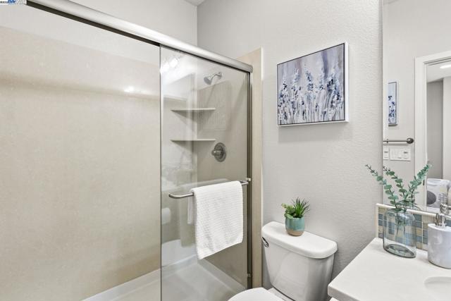 Image 8 of 42 For 6672 Adare Ln