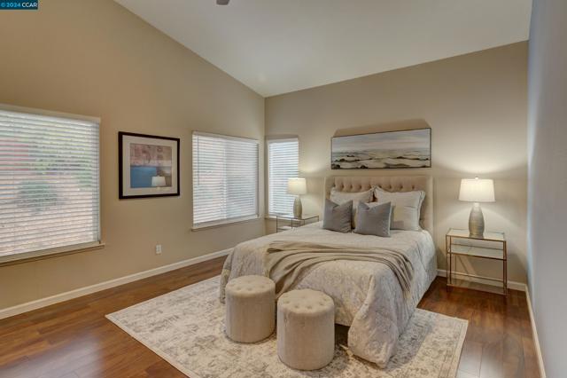5171 Keller Ridge Dr, Clayton CA: https://media.crmls.org/mediaz/1a9bb71f-40f0-436e-a4ec-cd80f0352b7e.jpg