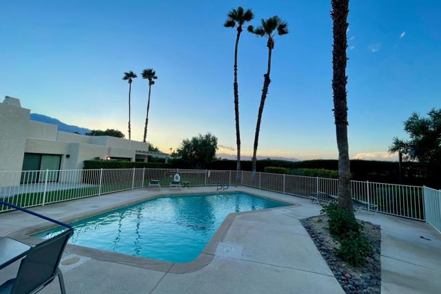 6250 N Paseo De La Palma, Palm Springs CA: https://media.crmls.org/mediaz/1a9c5b9b-e41e-4138-85ea-914941b35663.jpg