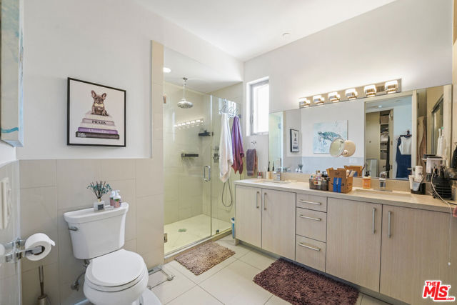819 HOLT Avenue, Los Angeles CA: https://media.crmls.org/mediaz/1a9cbedc-f814-4878-8f67-087605f74d1e.jpg
