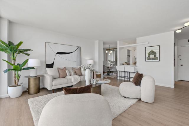 300 Davey Glen Road, Belmont CA: https://media.crmls.org/mediaz/1a9e8e74-01f3-4df3-bcc4-ff85c65f7080.jpg