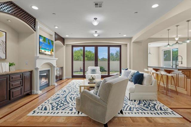 2100 Stone Ridge Drive, Royal Oaks CA: https://media.crmls.org/mediaz/1a9f8e38-ff54-475b-87a8-2fe67e7fa977.jpg