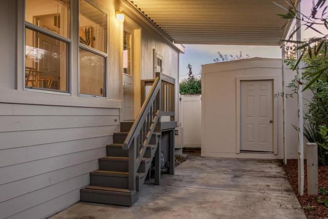 165 Anita Avenue, Aptos CA: https://media.crmls.org/mediaz/1aa05e94-5824-4fb5-95c5-d91fedd7f690.jpg