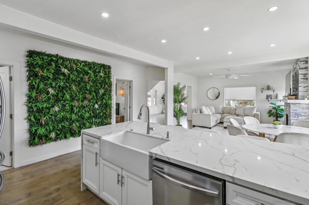 MLS #250044141SD image #13