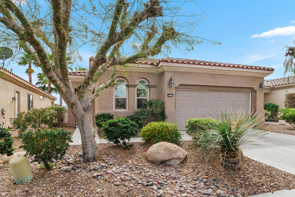 MLS #219125688DA image #2