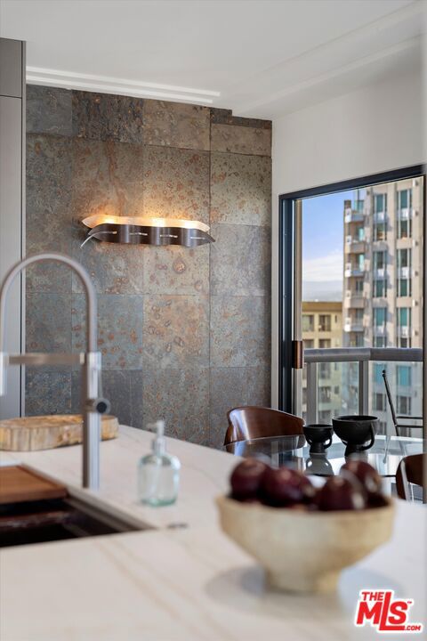 10724 Wilshire Boulevard, Los Angeles CA: https://media.crmls.org/mediaz/1aa15de0-bb96-4ef6-b9df-188b4e0b9194.jpg