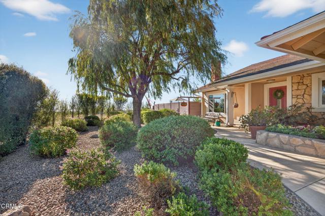 Detail Gallery Image 4 of 65 For 501 High Point Dr, Ventura,  CA 93003 - 4 Beds | 2/1 Baths