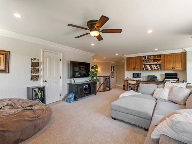 3424 CAMINO ALEGRE, Carlsbad CA: https://media.crmls.org/mediaz/1aa17d38-3ffa-4683-bb4e-265d1e17cd3e.jpg