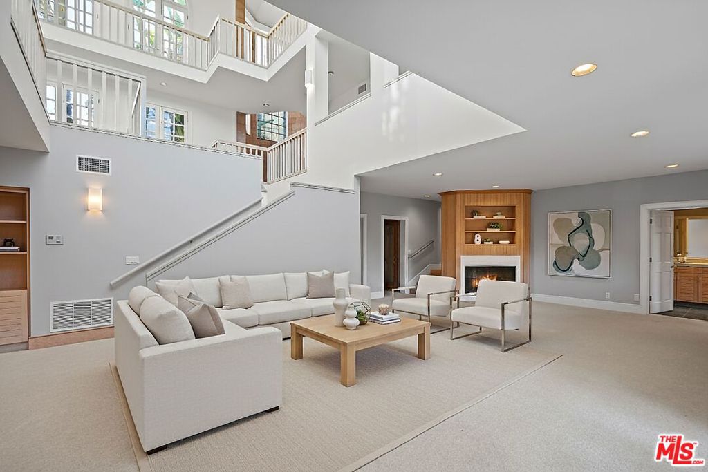 MLS #25602713 image #32