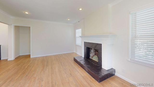 Image 4 of 52 For 2230 Waltonia Dr