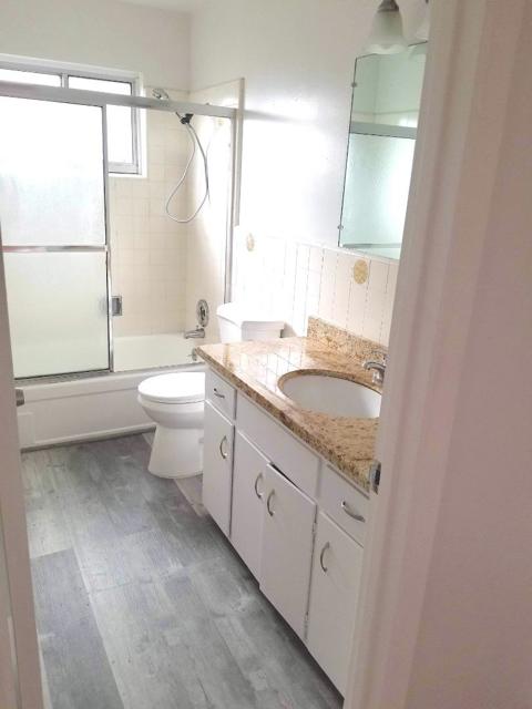 15061508 Kentfield Avenue, Redwood City CA: https://media.crmls.org/mediaz/1aa3c68c-f99e-4d44-82e9-80230accf18b.jpg