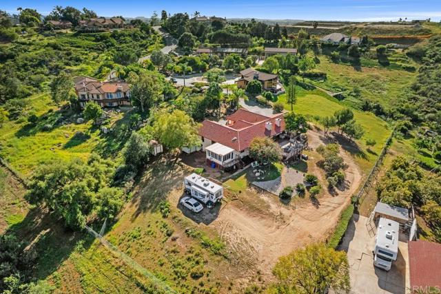 Detail Gallery Image 51 of 54 For 2394 Vista Grande, Vista,  CA 92084 - 3 Beds | 2/1 Baths