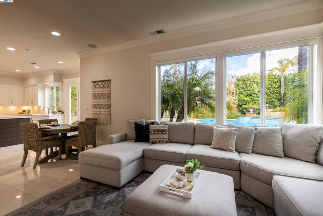 2522 Wood Hollow Dr, Livermore CA: https://media.crmls.org/mediaz/1aa73ec6-cce4-4909-b622-c7c265d2913a.jpg