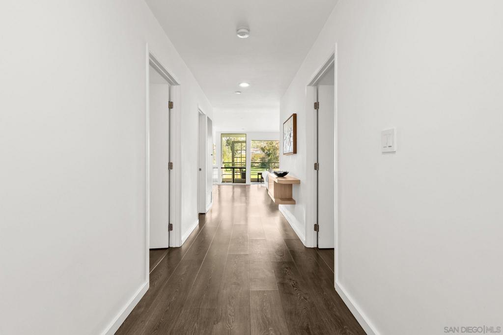 2556 Navarra Drive - photo 3