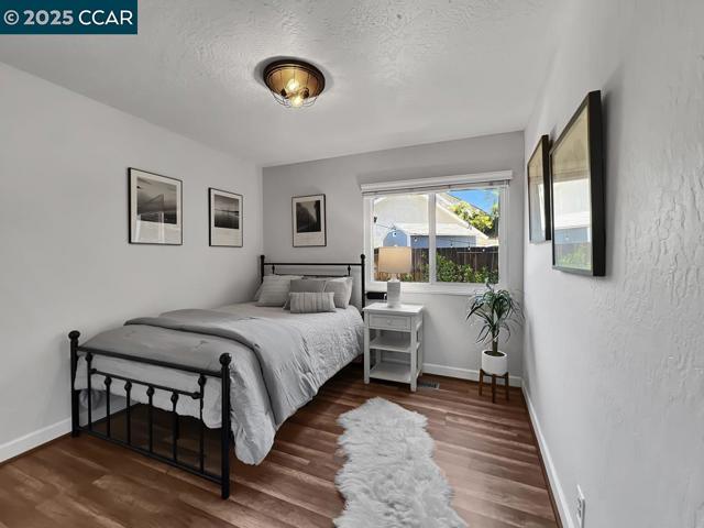 14 Mt Eden Pl, Clayton CA: https://media.crmls.org/mediaz/1aa85b07-63e1-47f4-a3a0-c77622c29336.jpg