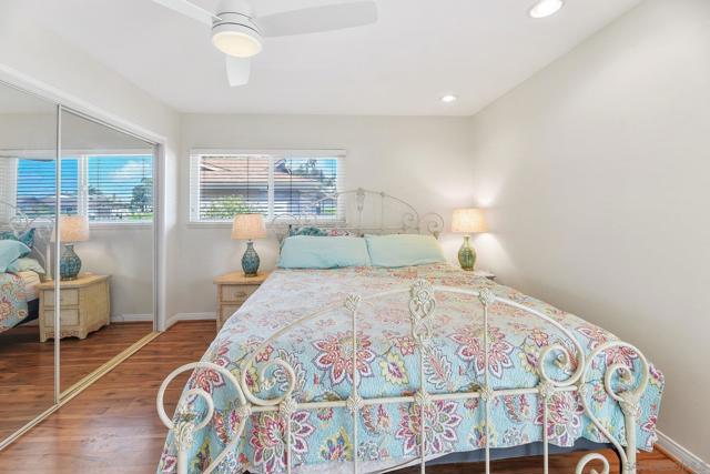 12091 Lomica Dr, San Diego CA: https://media.crmls.org/mediaz/1aa85e8d-267d-4a20-a35e-8b24b4e6e0f1.jpg
